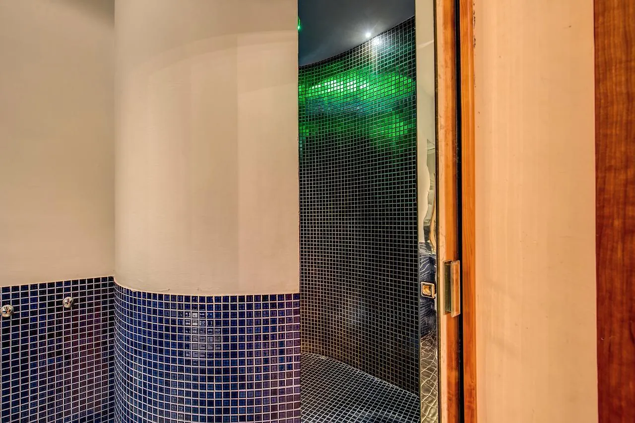 Relais Conte Di Cavour De Luxe Hotel Rome Guest house