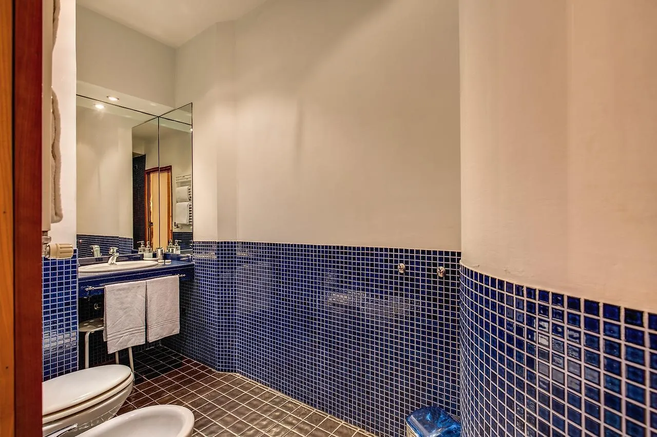 ** Guest house Relais Conte Di Cavour De Luxe Hotel Rome Italy