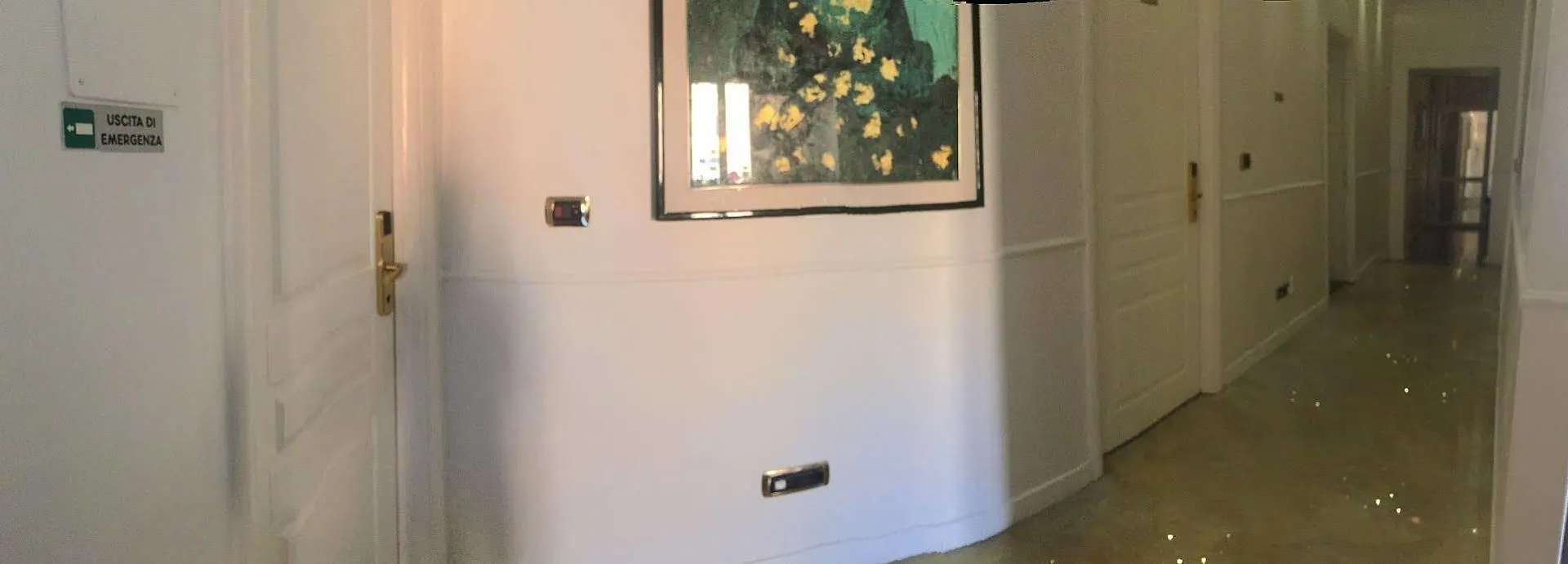 Relais Conte Di Cavour De Luxe Hotel Rome Guest house